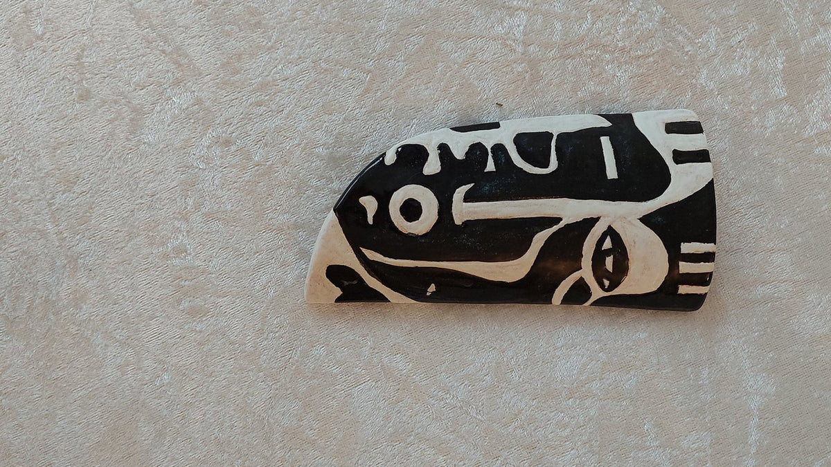 Ansigtsfragment II – keramikrelief